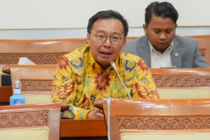 Komisi I DPR RI akan menyelenggarakan Uji Kelayakan dan Kepatutan (fit and proper test) visi dan misi Calon Panglima TNI dalam Rapat Dengar Pendapat Umum (RDPU)
