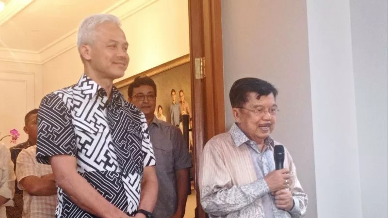 Calon Presiden dari Partai Demokrasi Indonesia Perjuangan (PDIP) Ganjar Pranowo menemui Wakil Presiden Ke-10 dan Ke-12 RI Jusuf Kalla (JK). Benarkah hanya sekedar sialturahmi saja?