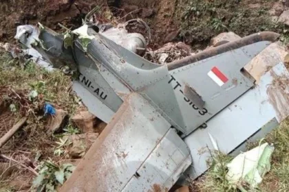 Empat perwira TNI Angkatan Udara (AU) gugur dalam kecelakaan dua Pesawat tempur Super Tucano TNI AU di kawasan Gunung Kundi, Pasuruan, Jawa Timur akan dimakamkan hari ini, Jumat (17/11).