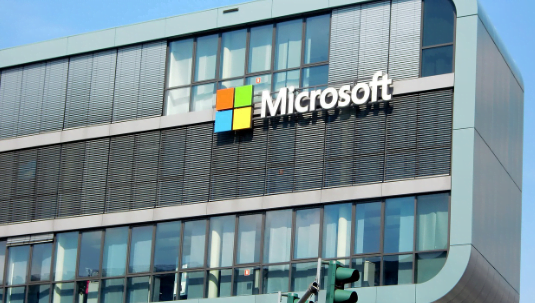 Raksasa teknologi Microsoft ungkapkan lima strategi yang akan mereka tempuh untuk melindungi integritas Pemilu 2024 dan pemilu pada negara-negara yang akan menyelenggarakannya tahun 2024 dari potensi ancaman berbasis teknologi. Demi mencegah penyebaran hoaks.