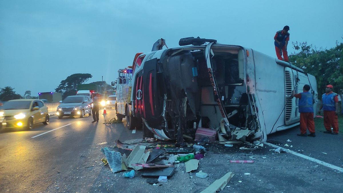 Fakta-Fakta Kecelakaan Bus Handoyo Tol Cipali, Ini Sederet Kecelakaan ...