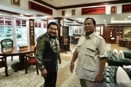Foto pertemuan Prabowo dan Hendropriyono
