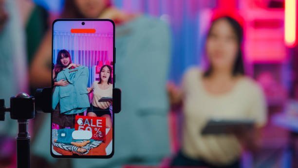 Fakta-fakta TikTok Shop disebut mirip dengan Tokopedia yang comeback usai dilarang beroperasi di Indonesia beberapa waktu lalu. Kini, TikTok Shop kembali hadir di aplikasi TikTok per Selasa, 12 Desember 2023.