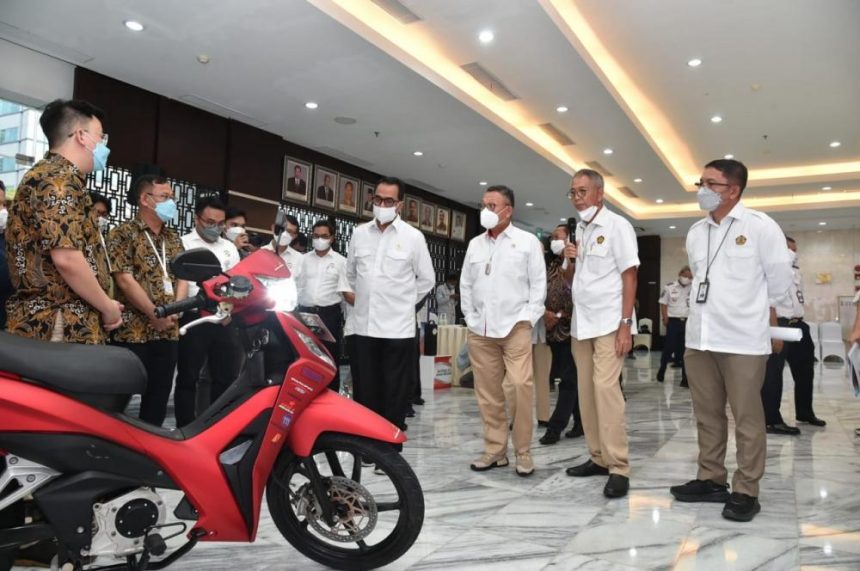 Kementerian ESDM Naikkan Subsidi Konversi Motor Listrik Jadi Rp 10 Juta