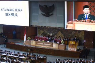 Anggota Komisi VIII DPR RI, Mulyanto mengkritik langkah pemerintah merevisi KEN tentang target bauran EBT menjadi kecil dari sebelumnya. (Foto: DPR)