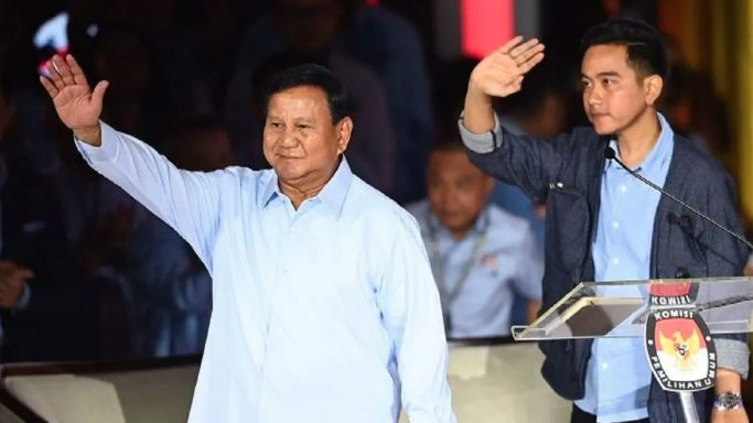 Tim Kampanye Nasional (TKN) Prabowo-Gibran sebut Anies Baswedan dan Ganjar Pranowo tak punya kapasitas soal pemberian skor atau nilai buruk terhadap calon presiden nomor 2 Prabowo Subianto yang juga menjabat sebagai Menteri Pertahanan.