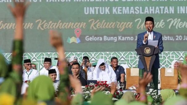 Survei Economics & Political Insight (EPI) Center mencatat bahwa sebanyak 80,3 persen dari responden merasa puas dengan kinerja Presiden Joko Widodo (Jokowi), dan 9,3 persen di antaranya bahkan menyatakan kepuasan yang sangat tinggi terhadap kinerja Jokowi jelang Pemilu 2024.