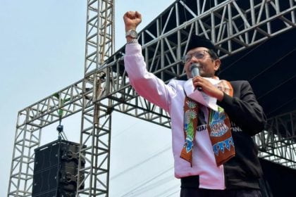 Calon Wakil Presiden Mahfud Md katakan untuk terima uangnya dari calon tertentu, dan ikuti apa kata hati saat memilih di Pemilu 2024.