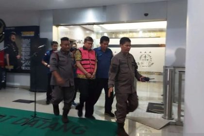 Profil Abdul Hadi Aviciena alias AHA menjadi perbincangan publik lantaran dirinya telah ditetapkan oleh Kejaksaan Agung sebagai tersangka dalam kasus rekayasa jual beli emas Antam seberat 1,1 ton. (Foto: Antara)