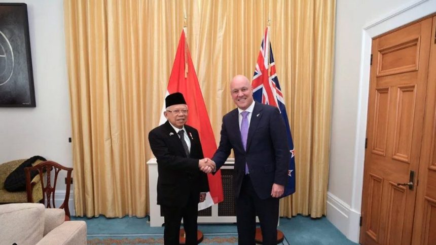 Kembangkan ekosistem halal, Wakil Presiden (Wapres) Ma'ruf Amin temui Perdana Menteri (PM) Selandia Baru Christopher Luxon di Gedung Parlemen Selandia Baru, Selasa, 27 Februari 2024.