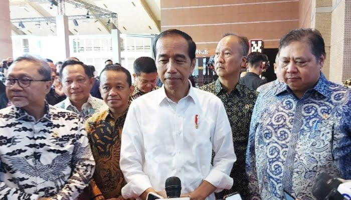 Imbau Masyarakat Jangan Teriak Kecurangan, Jokowi: Lapor ke Bawaslu dan MK