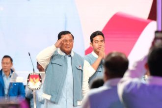Pasangan calon presiden dan wakil presiden nomor urut 02, Prabowo Subianto dan Gibran Rakabuming unggul sementara di 13 provinsi di Indonesia, via real count yang dilakukan oleh KPU.