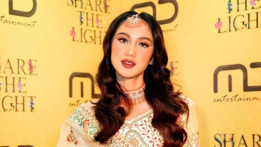 Profil dan biodata Ratu Rafa, mantan JKT48 yang dirumorkan dengan Asnawi Mangkualam dan menjadi sorotan pecinta Timnas Indonesia.