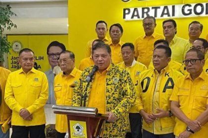 Ketua Umum Partai Golkar, Airlangga Hartarto, menegaskan bahwa partainya tidak memiliki rencana untuk merebut kursi Ketua DPR RI yang akan datang, karena partai tersebut berkomitmen untuk mengikuti proses mekanisme yang berlaku.