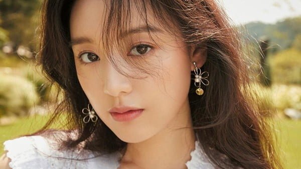 Profil Kim Ji-won