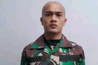 Fakta Iwan Sutrisman Telaumbanua dibunuh mengejutkan publik. Pasalnya, mayat eks calon siswa (Casis) Bintara TNI Angkatan Laut ini dibuang di Jurang. (Foto: Harian Kompas)