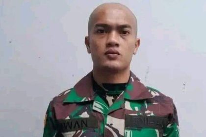 Fakta Iwan Sutrisman Telaumbanua dibunuh mengejutkan publik. Pasalnya, mayat eks calon siswa (Casis) Bintara TNI Angkatan Laut ini dibuang di Jurang. (Foto: Harian Kompas)