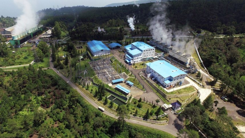 Dalam penyusunan dokumen INET-ZERO, Pembangkit Listrik Tenaga Panas Bumi (PLTP) Kamojang menjadi salah satu study visit oleh Kementerian ESDM dan KLHK. (Foto: Pertamina)