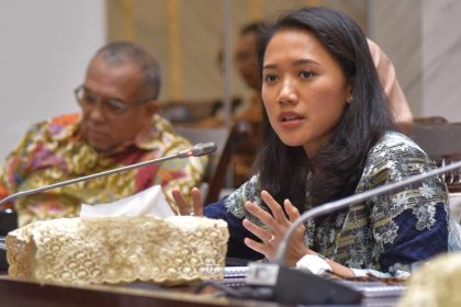 Anggota Komisi XI DPR RI Putri Anetta Komarudin mengingatkan potensi bahaya yang dialami Indonesia akibat adanya ketegangan di wilayah Timur Tengah. (Foto: DPR RI)