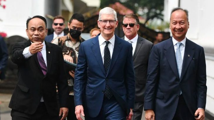 Bali telah dipilih sebagai lokasi keempat untuk mendirikan Apple Developer Academy di Indonesia. CEO Apple, Tim Cook, memberikan tanggapannya yang mengejutkan.