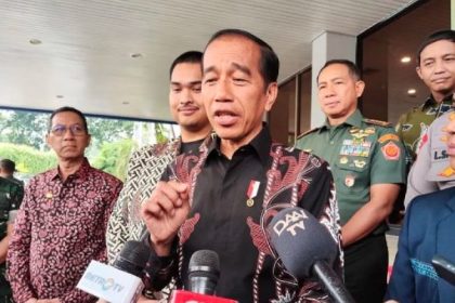 Rencana pertemuan antara Presiden Joko Widodo (Jokowi) dan Presiden ke-5 RI serta Ketua Umum PDI Perjuangan, Megawati Soekarnoputri, nampaknya belum terwujud dan diduga ada penghalang.