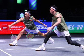 Tips menjaga performa bulu tangkis. (Foto: Fajar/Rian)