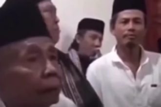 Pengakuan Imam Masjid Aolia Gunungkidul soal Lebaran, Mbah Benu: Saya Telepon Allah