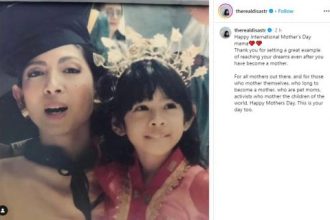 Dian Sastrowardoyo turut memperingati Mother's Day