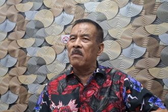 Komisaris PT Persib Bandung Bermartabat Umuh Muchtar, saat ditemui di Bandung, Kamis (8/5/2024). (Arif)