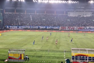 Hasil Skor Persib Bandung vs Madura United Babak Pertama Laga Final Leg Pertama Championship Series Liga 1 2023/2024. (Foto: inversi.id/Yerry)