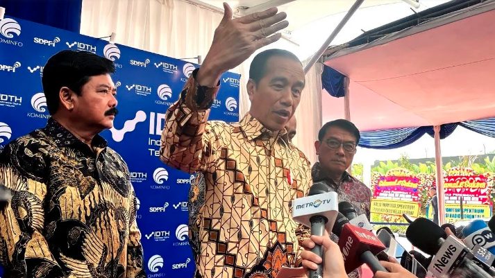 Presiden Joko Widodo (Jokowi) menyatakan bahwa dia tidak memberikan masukan kepada Presiden terpilih Prabowo Subianto mengenai wacana menambah jumlah kementerian menjadi lebih dari 40.