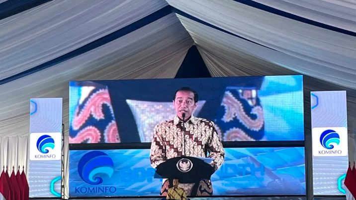 Dalam mengomentari pertumbuhan ekonomi Indonesia yang terbaru, Presiden Joko Widodo (Jokowi) mengekspresikan optimisme terhadap kondisi ekonomi negara yang mencatat pertumbuhan sebesar 5,11 persen pada triwulan I tahun 2024.