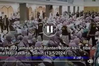 Jemaah Haji Asal Banten tiba di Asrama Haji.