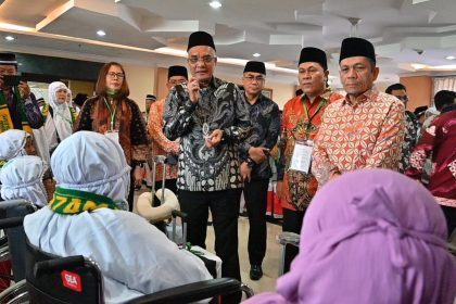 Sebanyak kurang lebih 40 ribu jemaah umroh asal Indonesia dilaporkan tidak kembali ke tanah air pada musim haji tahun 2024. (Wakil Ketua Komisi VIII DPR RI Marwan Dasopang/DPR RI)