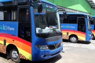 Bus Batik Solo Trans atau BTS melayani rute yang tersebar di 8 koridor di wilayah Kota Solo dan Sekitarnya. (FOTO: Badan Promosi Pariwisata Daerah Kota Surakarta)