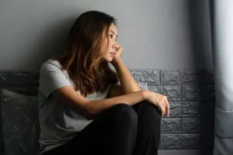 Cara Menghilangkan Rasa Kangen kepada Pacar yang LDR