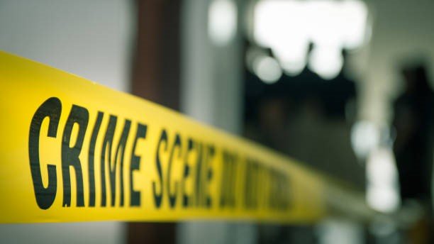 Mayat seorang wanita yang dikenal dengan inisial RM (50 tahun) ditemukan di dalam sebuah koper di wilayah Cikarang, Bekasi, Jawa Barat pada Kamis, 25 April 2024.