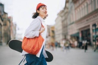 Stroke merupakan salah satu penyakit mematikan yang dapat menyerang siapa saja, termasuk usia muda. Faktanya, kasus stroke pada usia muda semakin meningkat.