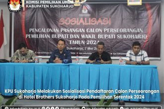 KPU Sukoharjo melakukan sosialisasi pendaftaran calon perorangan pada pemilihan serentak 2024. (FOTO: Facebook KPU Sukoharjo).
