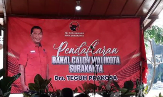 Wakil Wali Kota Solo mengangkat isu stunting saat pendaftaran Pilkada Solo 2024, (FOTO: Tangkapan layar IG teguhprakosaa)