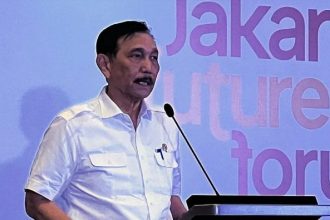 Menteri Koordinator Bidang Kemaritiman dan Investasi, Luhut Binsar Pandjaitan, memberikan pesan kepada Presiden terpilih periode 2024-2029, Prabowo Subianto, untuk berhati-hati dalam memilih anggota kabinetnya nanti, agar tidak menghadirkan orang-orang dengan reputasi 'toxic'.