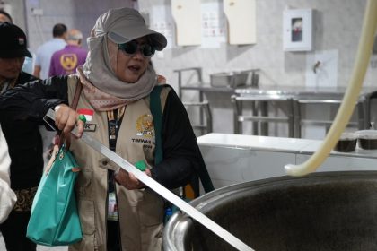 Angota Timwas Haji DPR , Luluk Nur Hamidah Soroti Bahan Pangan Jemaah Haji Indonesia. (Foto: DPR RI)