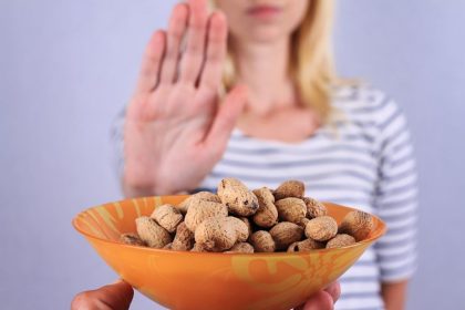Alergi kacang merupakan reaksi berlebihan sistem kekebalan tubuh terhadap protein yang terkandung dalam kacang. (Foto: Kompas.com)