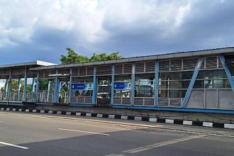 Halte Transjakarta Velodrome Ditutup Sementara. (Foto: Wikipedia)