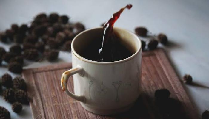 Mengenal Caffein Headache, Lengkap Gejala dan Cara Mengatasinya