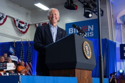 Pendonor Tahan Sumbangan 90 Juta Dolar AS untuk Biden. (Foto: Joe Biden saat kampanye/Instagram)