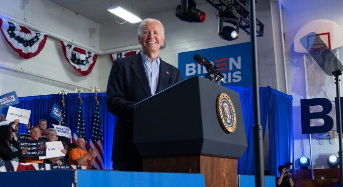 Pendonor Tahan Sumbangan 90 Juta Dolar AS untuk Biden. (Foto: Joe Biden saat kampanye/Instagram)