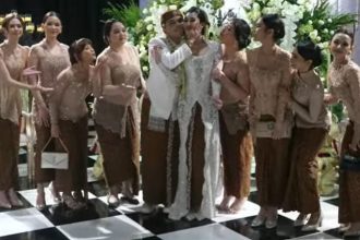 Perjalanan Cinta Thariq Halilintar dan Aaliyah Massaid. (Foto: Pernikahan Thariq Halilintar dan Aaliyah Masaid/YouTube)