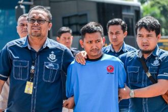 Polda Jawa Barat menyatakan akan menindaklanjuti putusan praperadilan terkait Pegi Setiawan. Dalam putusan tersebut, hakim mengabulkan gugatan sehingga status tersangka Pegi dibatalkan demi hukum, dan ia harus dibebaskan dari tahanan.