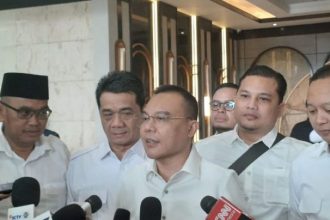 Partai Gerindra telah memutuskan untuk mencalonkan mantan Wakil Gubernur DKI Jakarta Ahmad Riza Patria dan komika Marshel Widianto dalam Pilwalkot Tangerang Selatan (Tangsel) 2024.